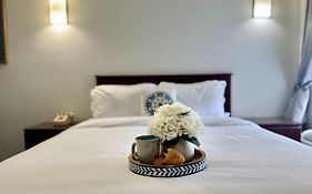 Athens Hotel & Suites